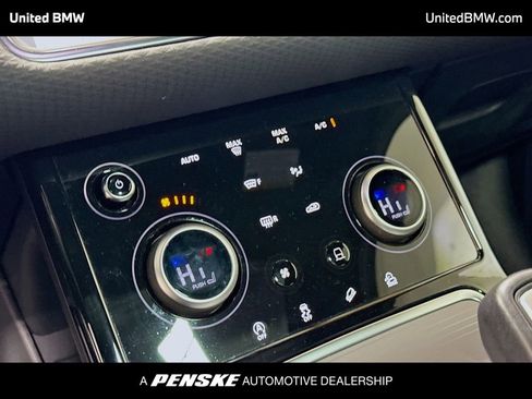 Used 2023 Land Rover Range Rover Evoque S image 11