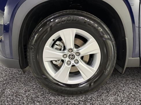 New 2026 Toyota Grand Highlander LE image 14