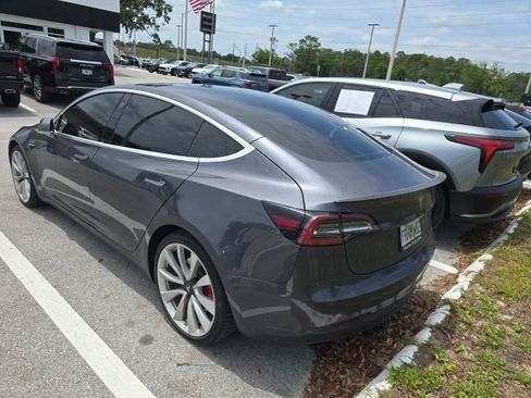 Used 2018 Tesla Model 3 Long Range AWD/4WD image 11