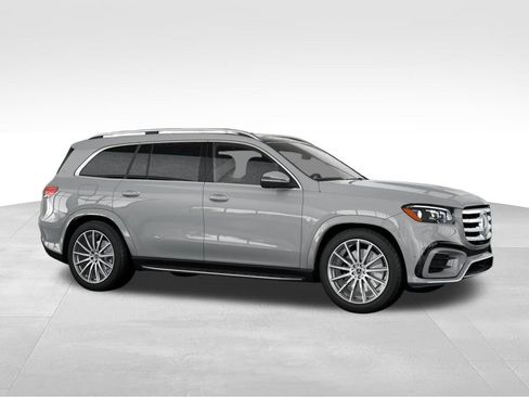 New 2026 Mercedes-Benz GLS 580 4MATIC image 13