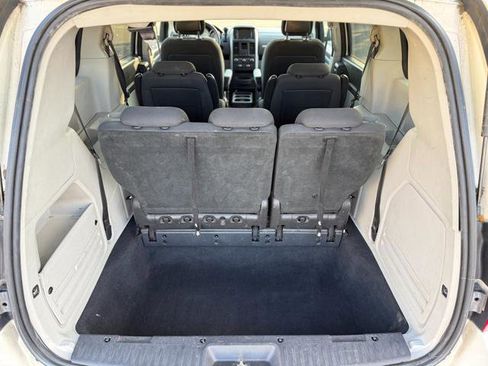 Used 2010 Dodge Grand Caravan Hero FWD image 22