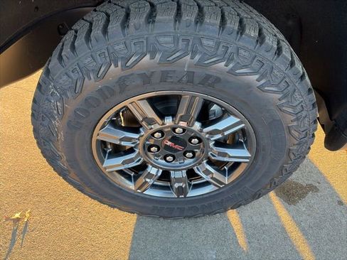New 2026 GMC Sierra 1500 AT4X image 10