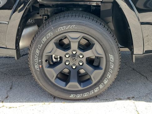 Used 2026 RAM 1500 Big Horn AWD/4WD image 5