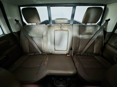 New 2026 RAM 2500 Limited AWD/4WD image 10