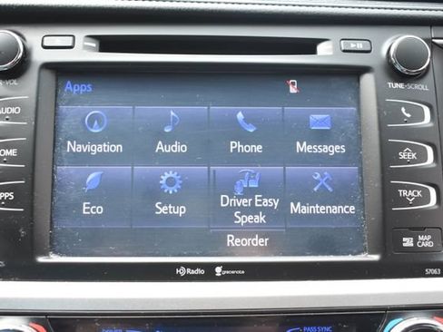 Used 2015 Toyota Highlander XLE AWD/4WD image 29