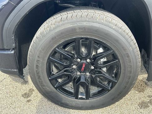 New 2026 GMC Sierra 1500 Elevation w/ Elevation Premium Package AWD/4WD image 30