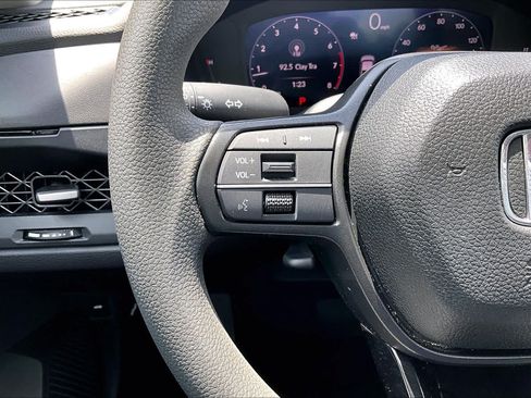 Used 2024 Honda Accord EX image 22