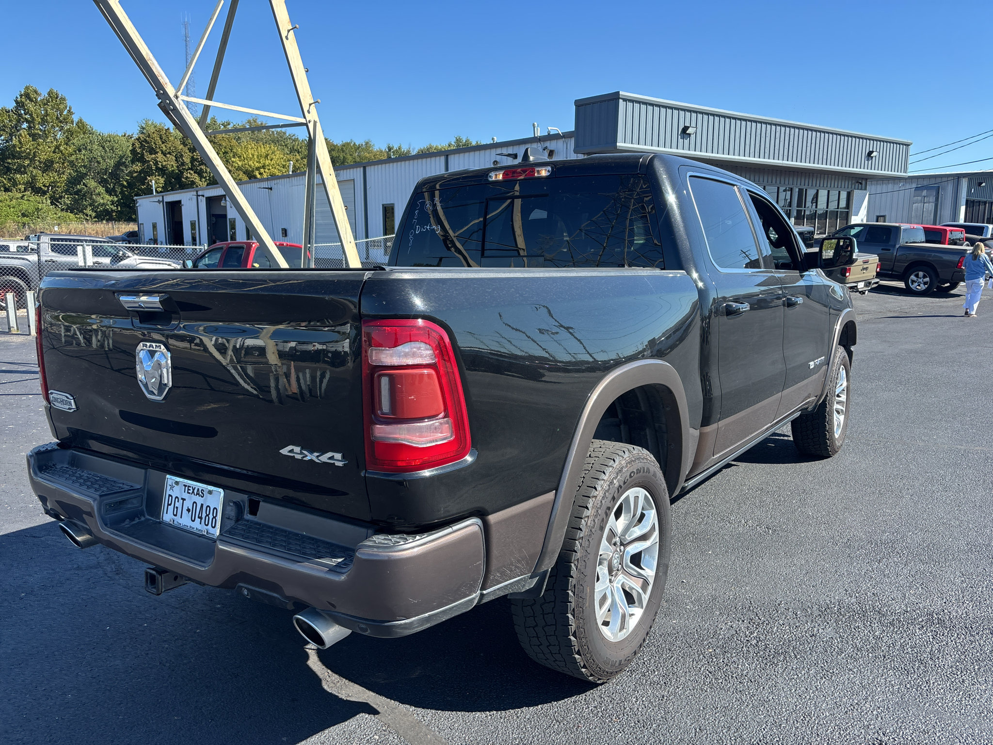 Used 2021 RAM 1500 Limited AWD/4WD image 17