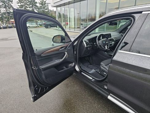 Used 2021 BMW X3 xDrive30e w/ Executive Package image 18