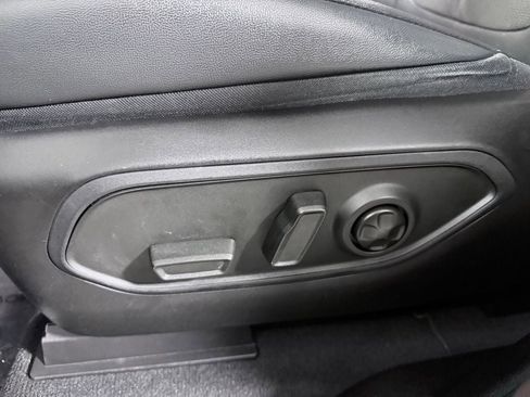 Used 2023 Jeep Grand Cherokee Altitude AWD/4WD image 17
