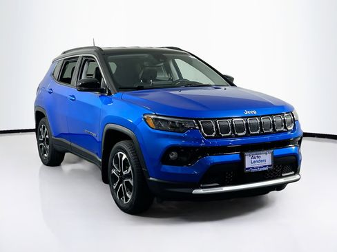 Used 2022 Jeep Compass Limited AWD/4WD image 3