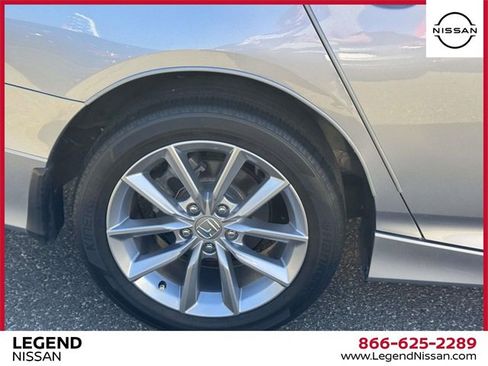 Used 2022 Honda Accord LX image 9