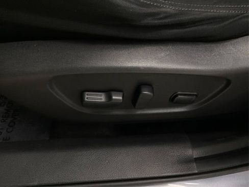Used 2018 Nissan Rogue SV w/ Sun & Sound Touring Package AWD/4WD image 24