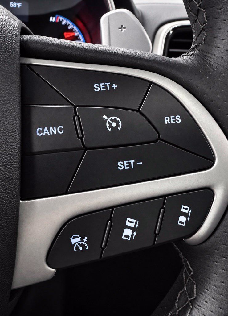 Used 2018 Jeep Grand Cherokee Trackhawk AWD/4WD image 57