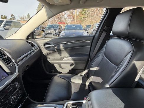 Used 2023 Chrysler 300 Touring L w/ Popular Equipment Group image 17