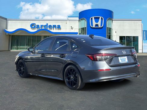 Certified 2025 Honda Civic Sport image 4