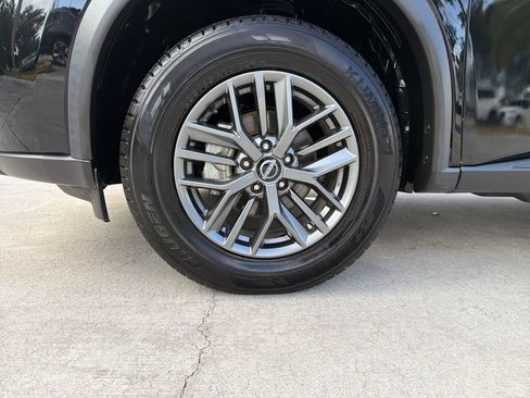 Certified 2024 Nissan Rogue S FWD image 10