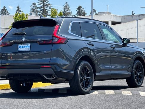 Used 2025 Honda CR-V Sport image 8