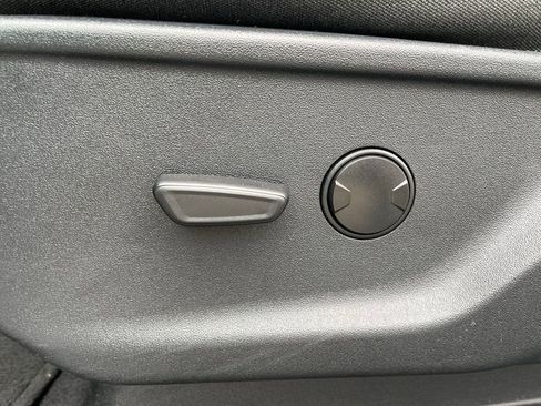 Used 2024 Ford F150 XLT w/ Tow/Haul Package image 11