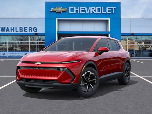 New 2026 Chevrolet Equinox EV LT image 30