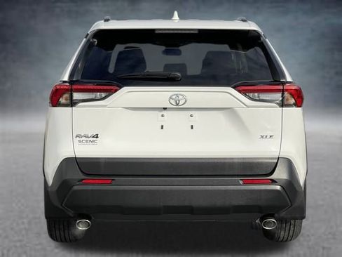 Used 2024 Toyota RAV4 XLE w/ Convenience Package image 18