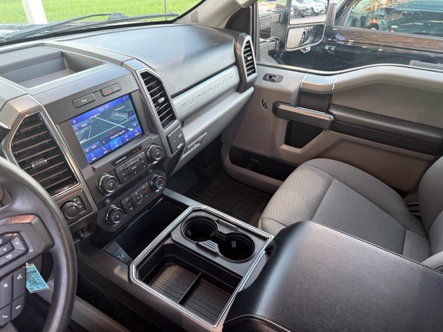 Used 2021 Ford F250 XLT w/ XLT Premium Package AWD/4WD image 12