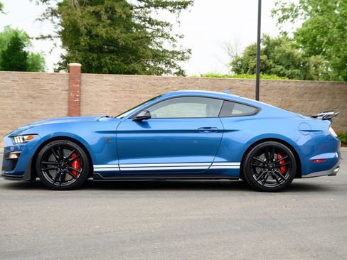Used 2020 Ford Mustang Shelby GT500 w/ Technology Package image 13