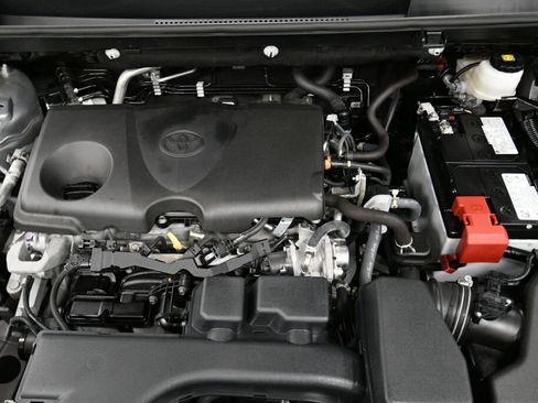 Certified 2024 Toyota RAV4 LE image 32