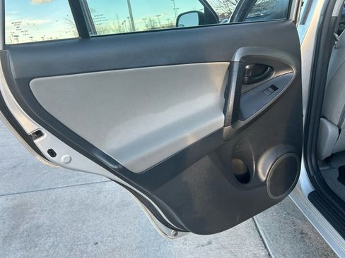 Used 2010 Toyota RAV4 2WD image 16