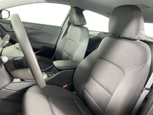 Used 2020 Chevrolet Malibu LS FWD image 15