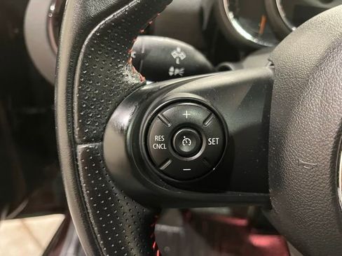 Used 2016 MINI Cooper Clubman S image 23