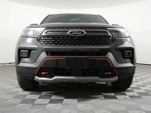 Used 2022 Ford Explorer Timberline image 2