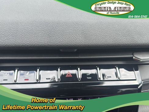 Used 2025 Jeep Grand Cherokee Laredo X w/ Trailer Tow Package image 32