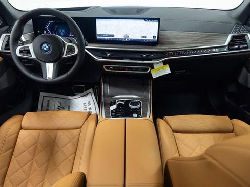 Used 2026 BMW X5 xDrive50e w/ M Sport Package AWD/4WD image 17