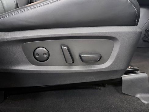 Certified 2023 INFINITI QX60 Luxe w/ Performance Audio Package FWD image 44