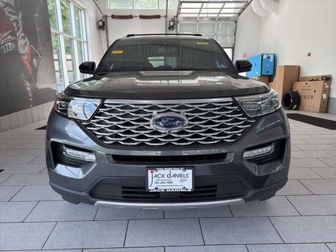 Used 2020 Ford Explorer Platinum w/ Premium Technology Package AWD/4WD image 7
