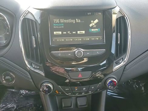 Used 2017 Chevrolet Cruze Premier w/ Enhanced Convenience Package image 19