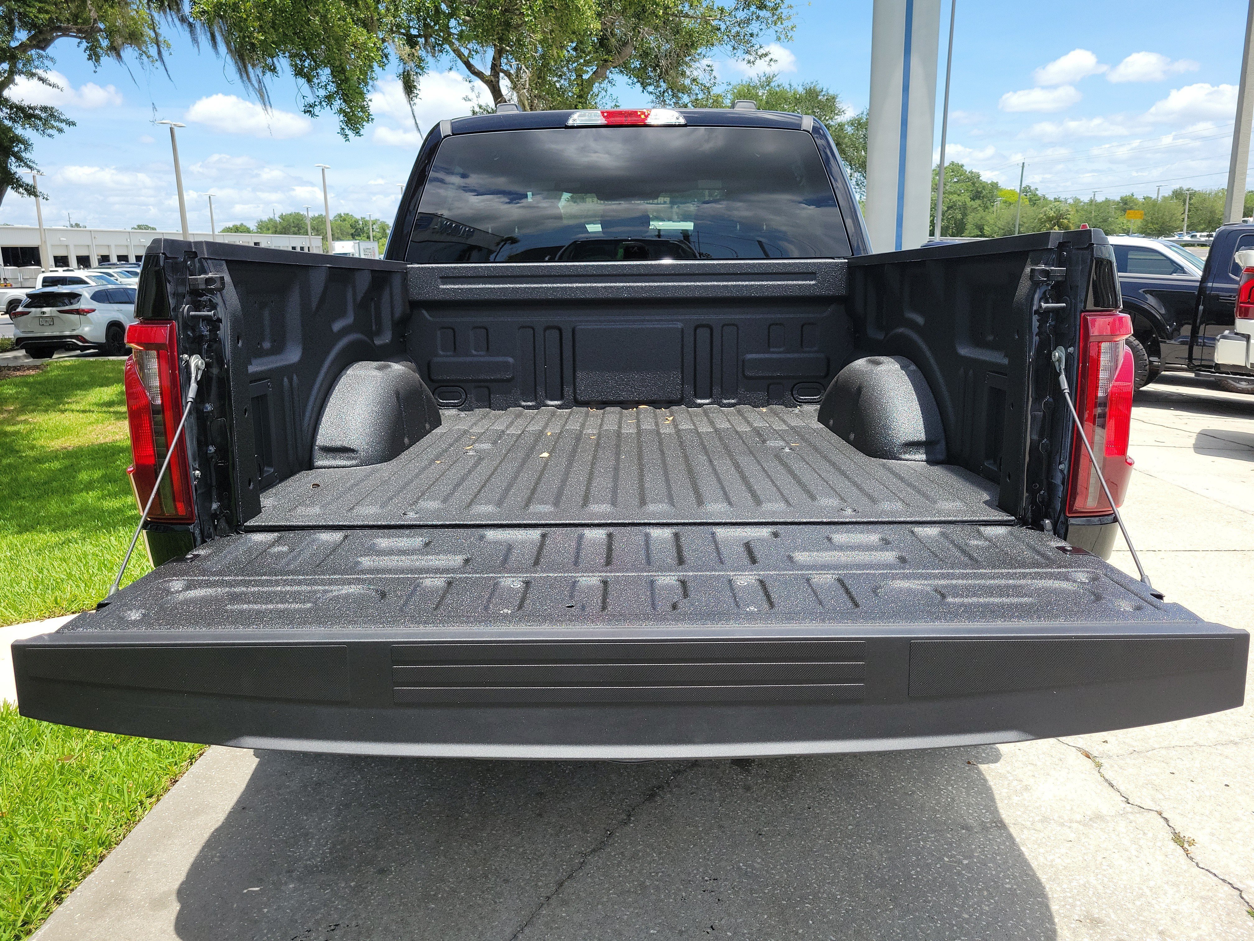 New 2026 Ford F150 STX w/ Equipment Group 200A AWD/4WD image 10