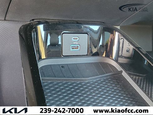 Used 2022 Ford Mustang Mach-E GT AWD/4WD image 28