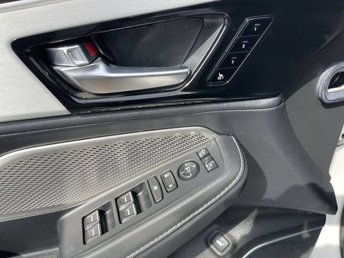 Used 2023 Acura MDX SH-AWD w/ Technology Package image 13