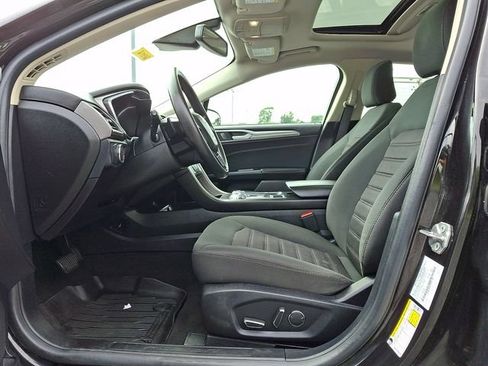 Used 2020 Ford Fusion SE AWD/4WD image 15