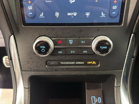 Certified 2022 Ford Edge ST AWD/4WD image 5