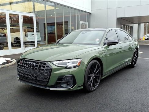 Used 2023 Audi S8 image 3