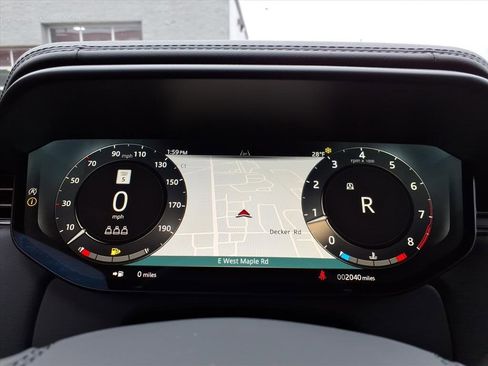 Used 2025 Land Rover Range Rover Sport SV Edition Two image 21