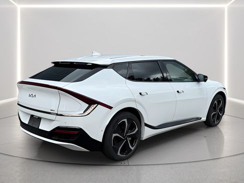 Used 2024 Kia EV6 GT-Line AWD/4WD image 5