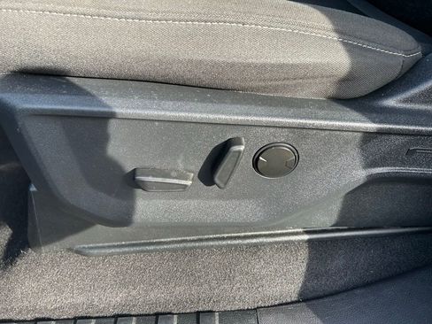 Used 2023 Ford F150 XLT w/ Equipment Group 302A High image 18