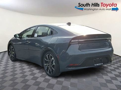 New 2026 Toyota Prius XSE Premium image 4