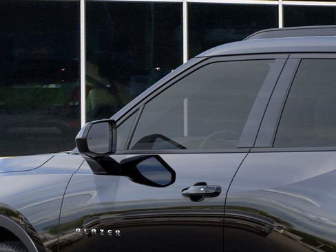 New 2026 Chevrolet Blazer LT w/ Convenience Package image 12