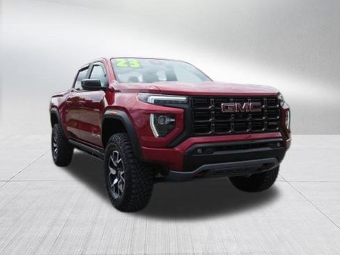 Used 2023 GMC Canyon AT4X image 9