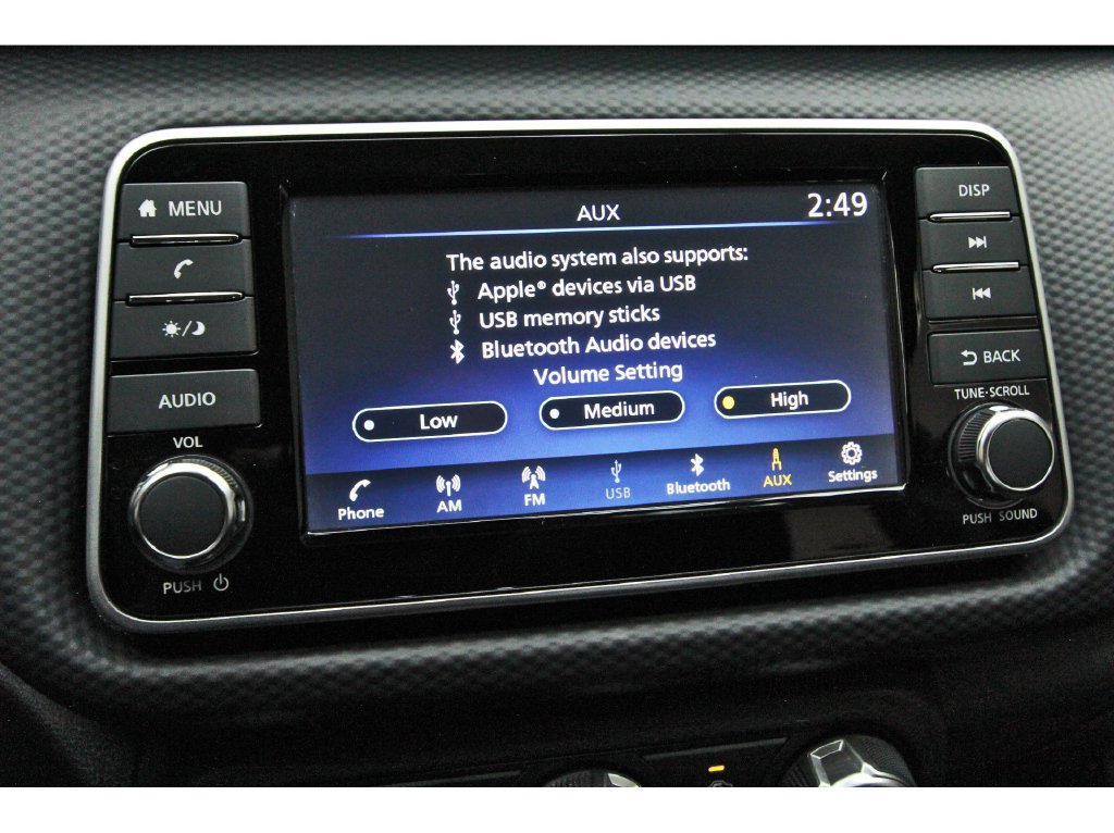 Certified 2025 Nissan Kicks Play S FWD image 24